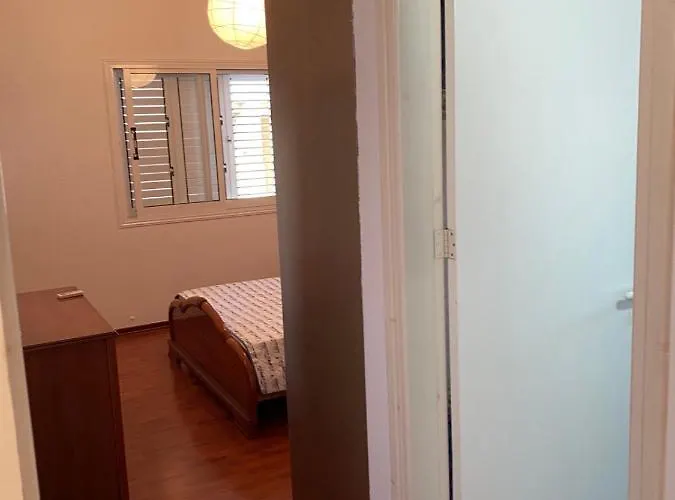 Elena ヴィラ プロタラス