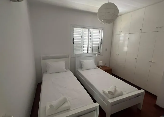 Elena 빌라 프로타라스